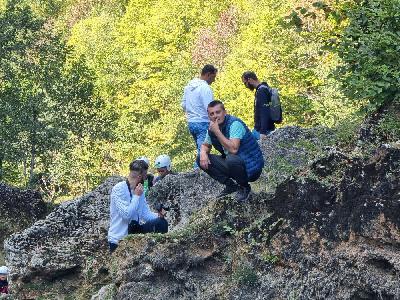 Adrenalinski rafting na Uni